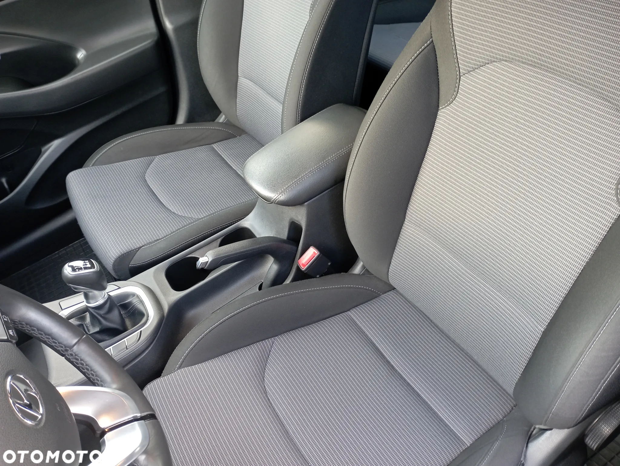 Hyundai i30 1.5 DPI Classic + - 5