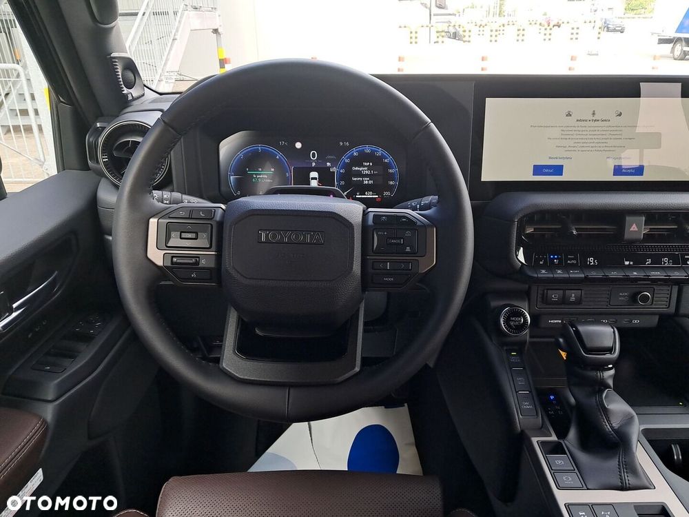 Toyota Land Cruiser LC 2.8 D-4D Executive - 14