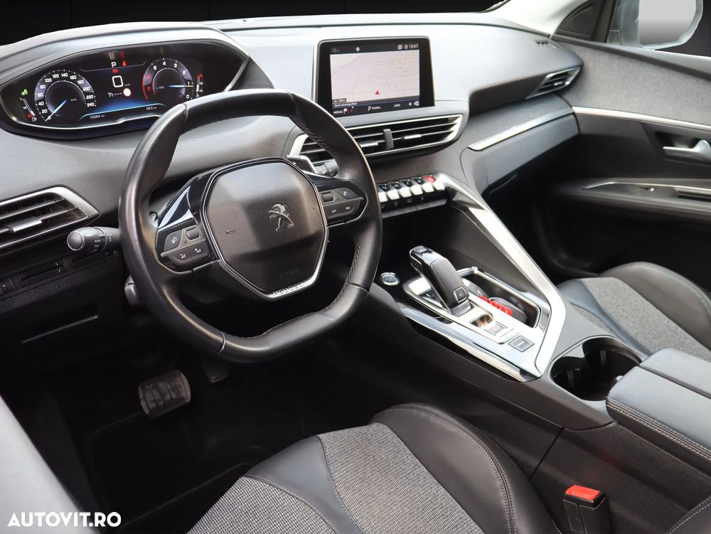 Peugeot 3008 PureTech 130 Stop & Start GPF EAT8 Allure Business-Paket - 9