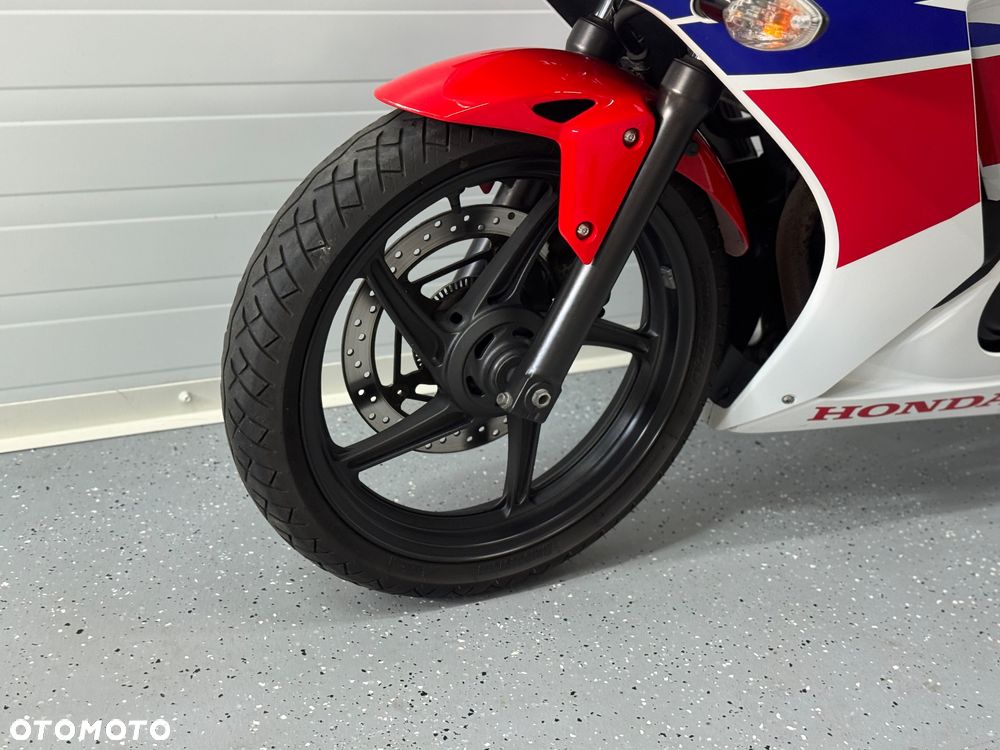 Honda CBR - 18