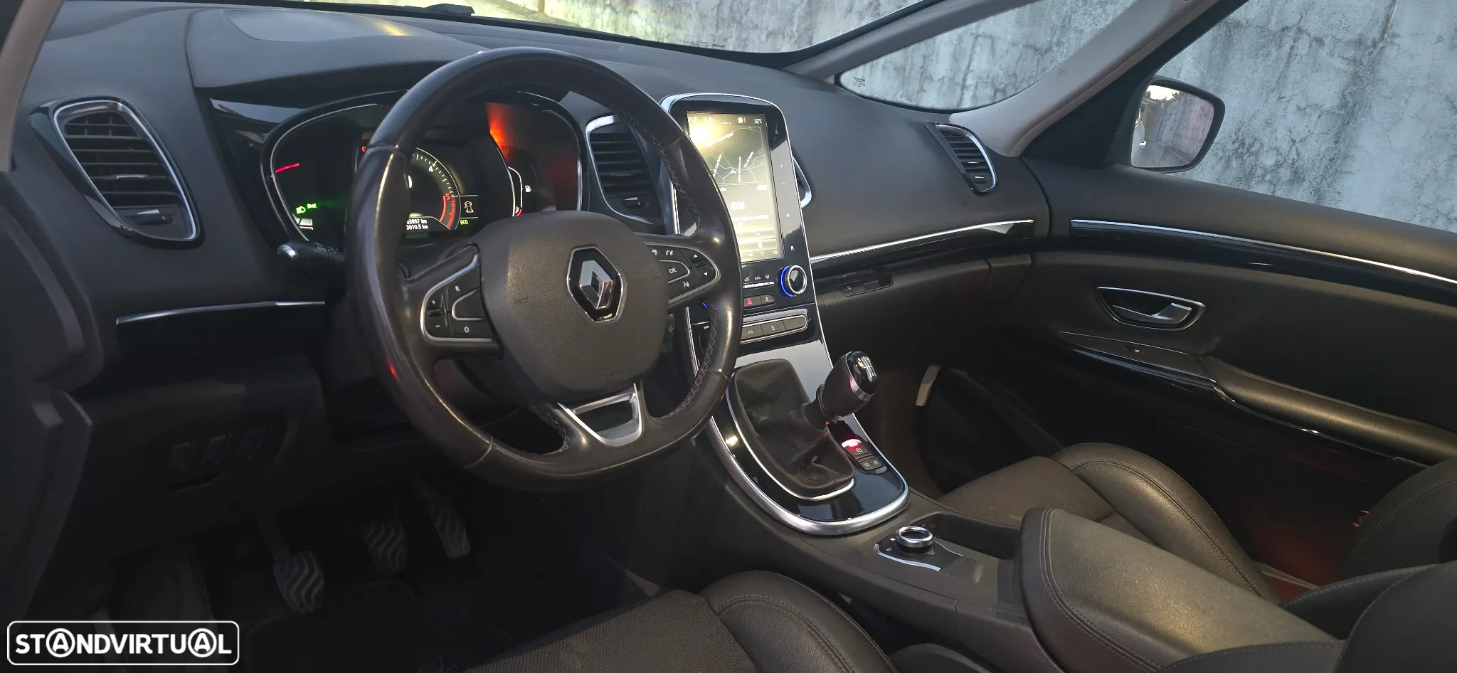 Renault Espace 1.6 dCi Zen - 12