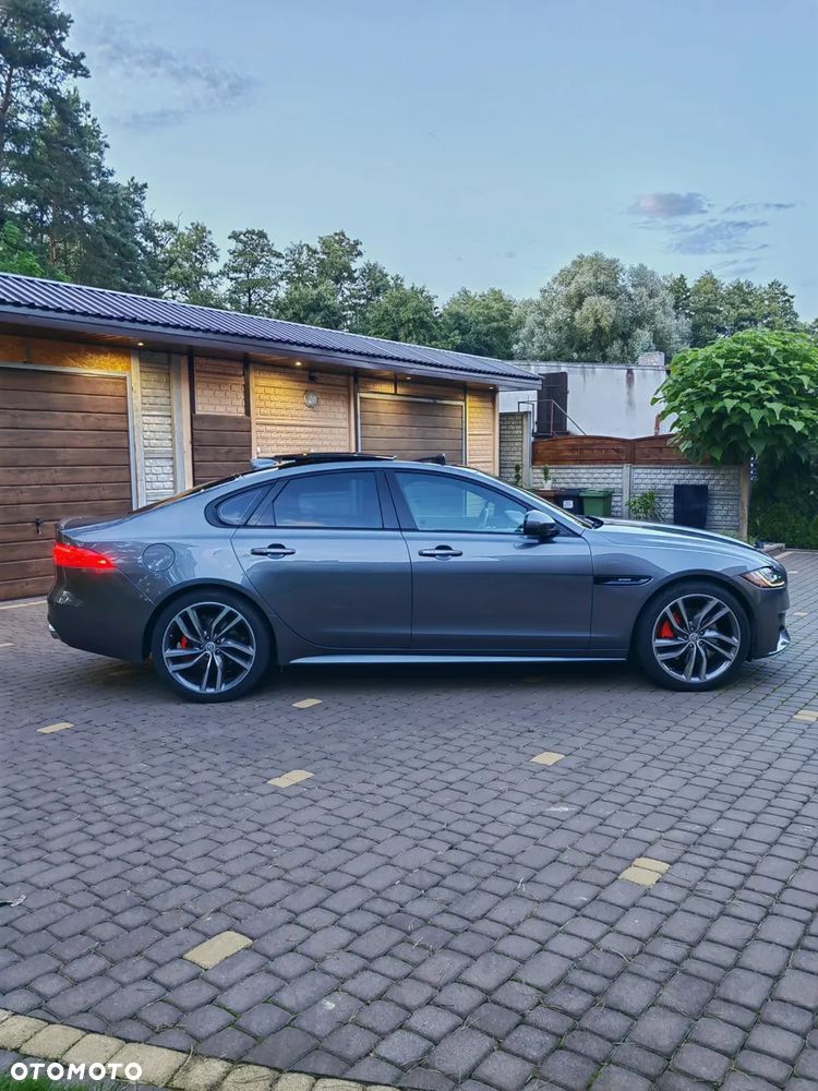Jaguar XF 35t R-Sport - 6