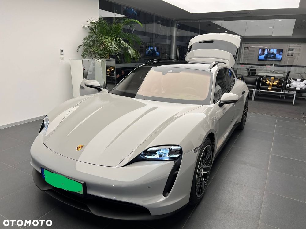 Porsche Taycan 4S Performance Plus - 2