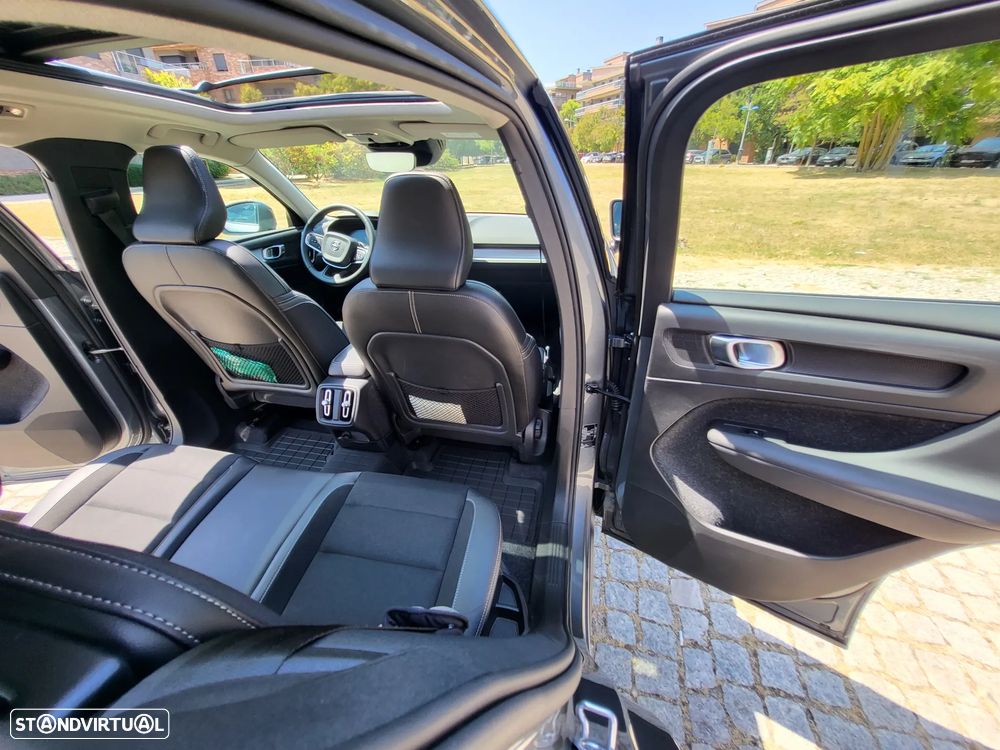 Volvo XC 40 1.5 T3 Tech Edition - 14