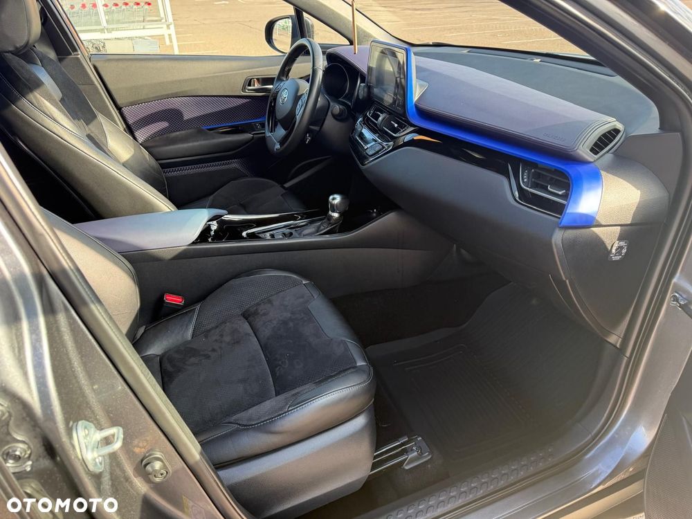 Toyota C-Hr 2017 photo 5