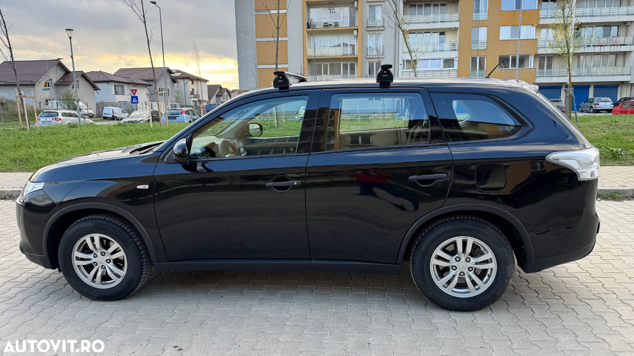 Mitsubishi Outlander - 7
