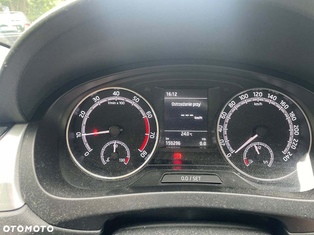 Skoda RAPID 1.0 TSI Ambition - 16