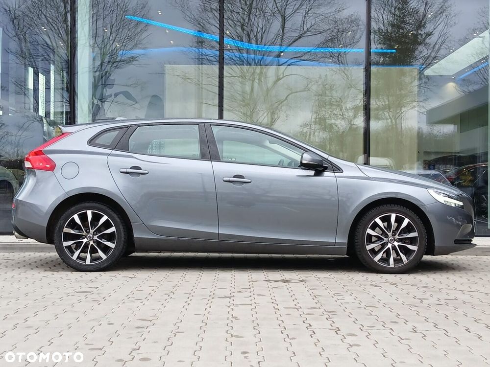 Volvo V40 T3 Drive-E Dynamic Edition - 4