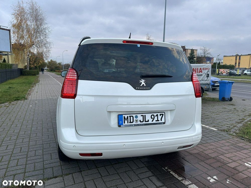 Peugeot 5008 2.0 HDi Allure 7os - 18