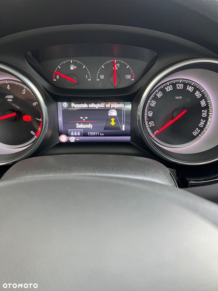 Opel Astra 1.4 Turbo Innovation - 36