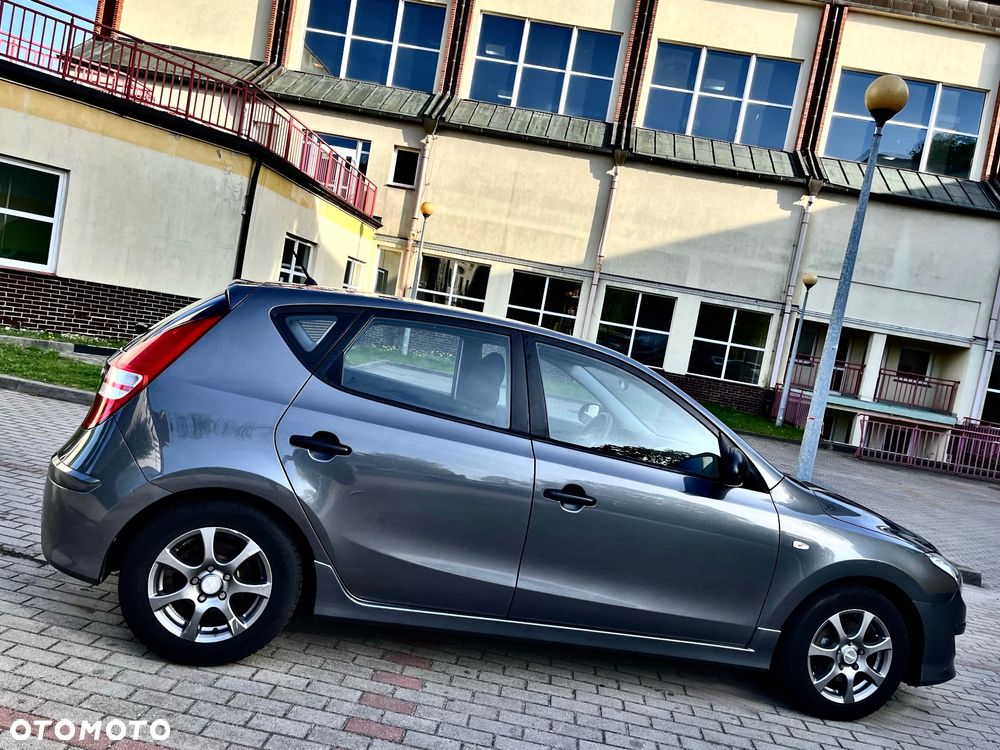 Hyundai i30 1.4 FIFA WM Edition - 6