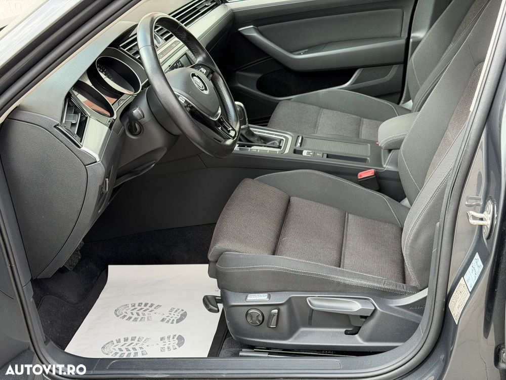 Volkswagen Passat 1.6 TDI SCR DSG Comfortline - 6