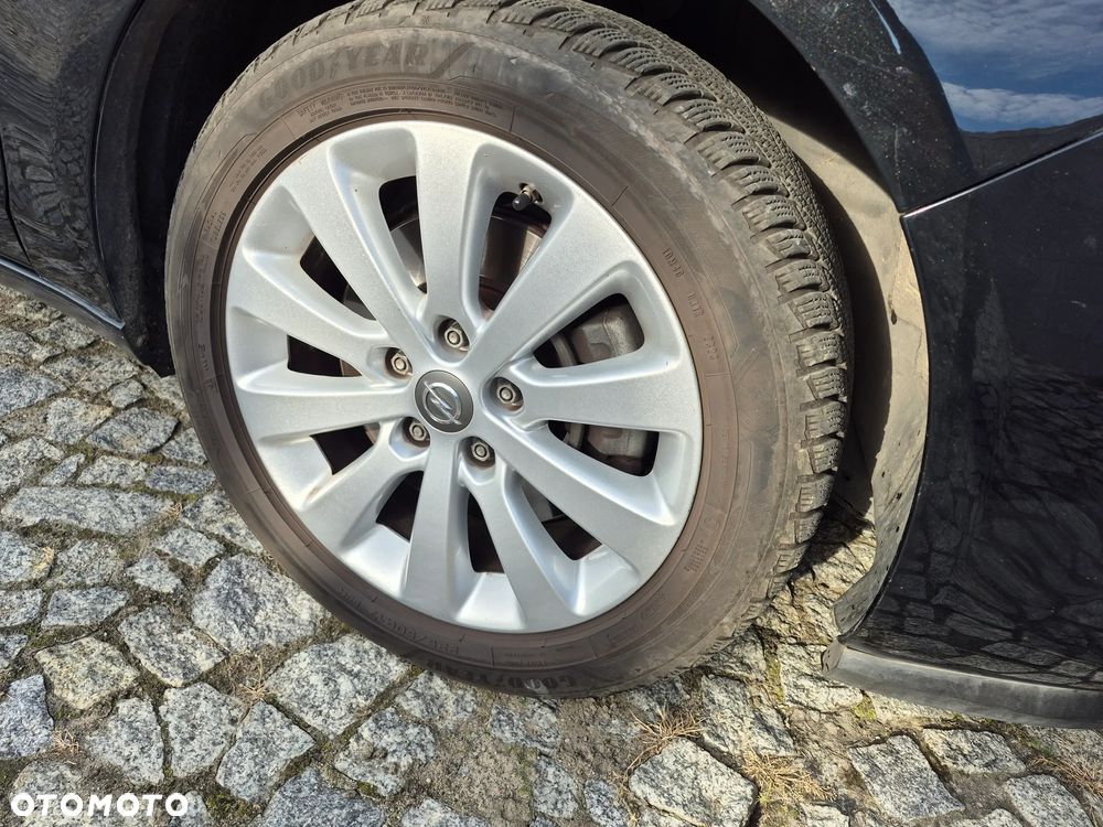 Opel Zafira 1.6 T Plus S&S - 11