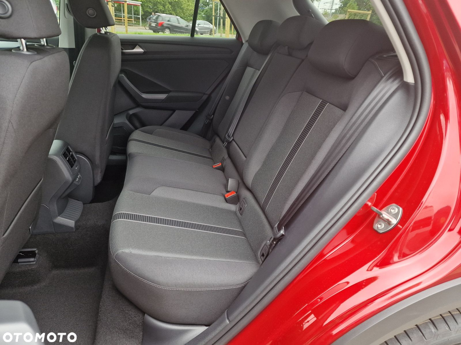 Volkswagen T-Roc 1.5 TSI Life Plus DSG - 12