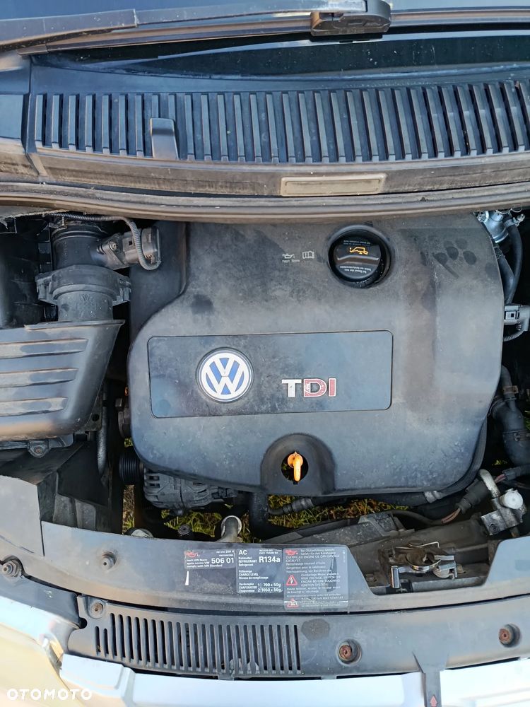 Volkswagen Sharan 1.9 TDI - 11