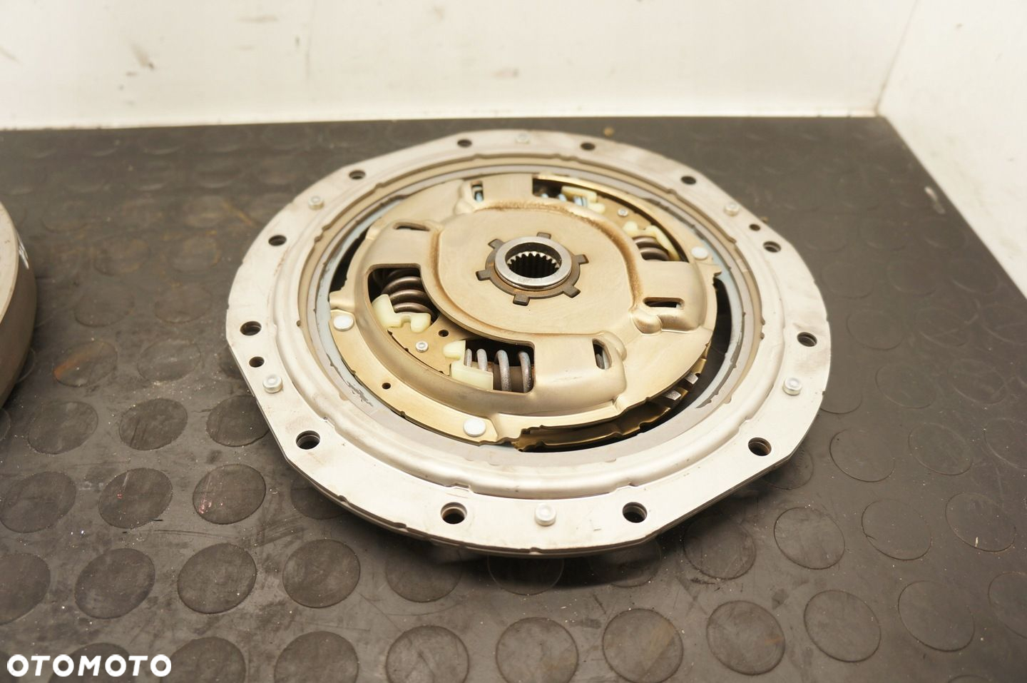 SPRZĘGŁO AUTOMAT TOYOTA YARIS IV MAZDA 2 KB 1,5 HYBRID 1J060003 - 6