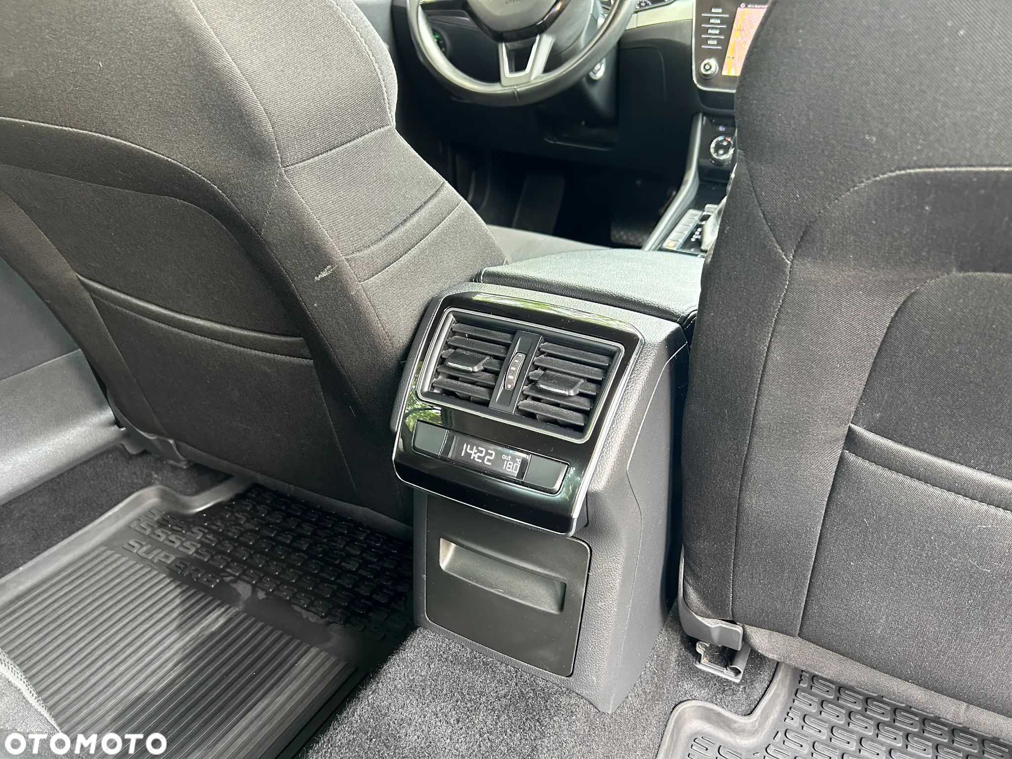 Skoda Superb 1.8 TSI Ambition DSG - 22