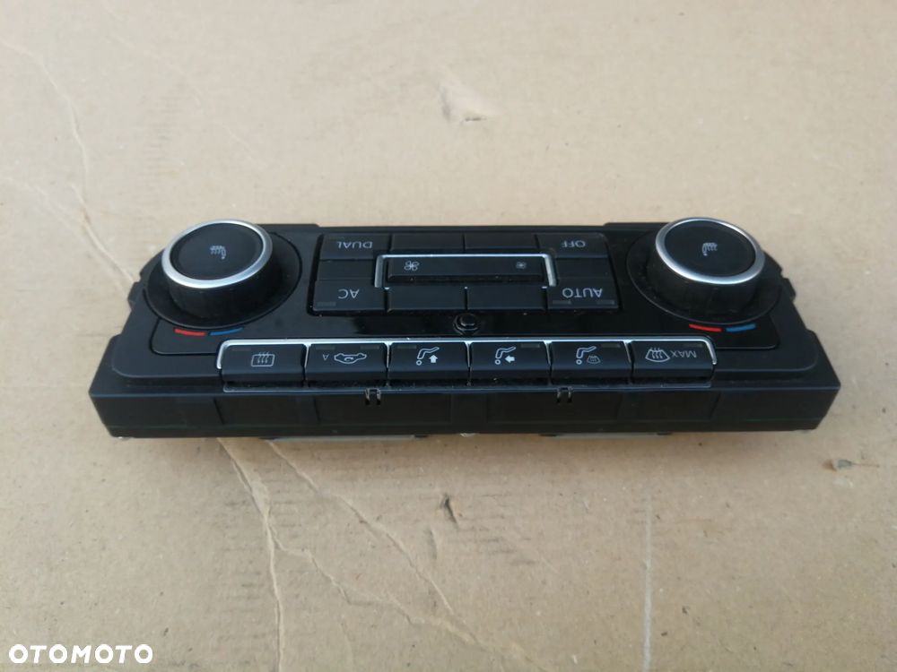 Tiguan panel klimatyzacji klimatronik 5K0907044DG - 4