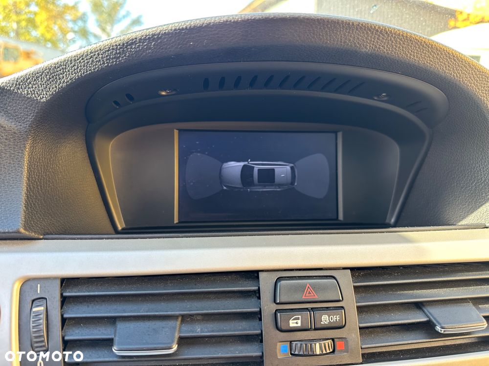 BMW Seria 3 - 36