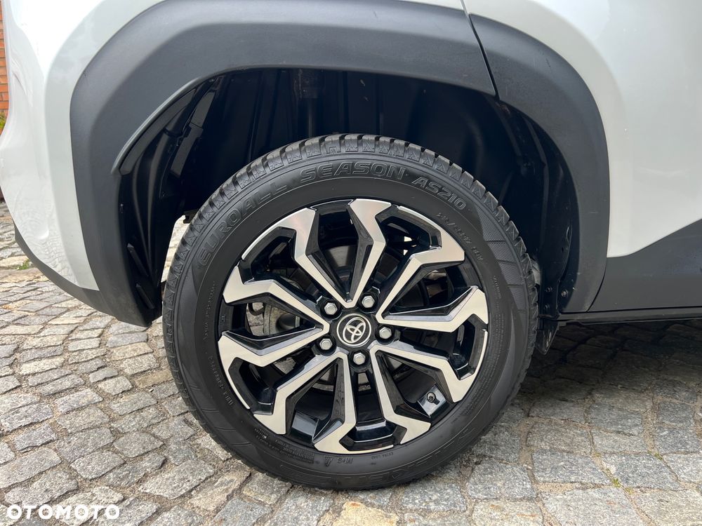 Toyota Yaris Cross Hybrid 1.5 Executive 4x4 - 12