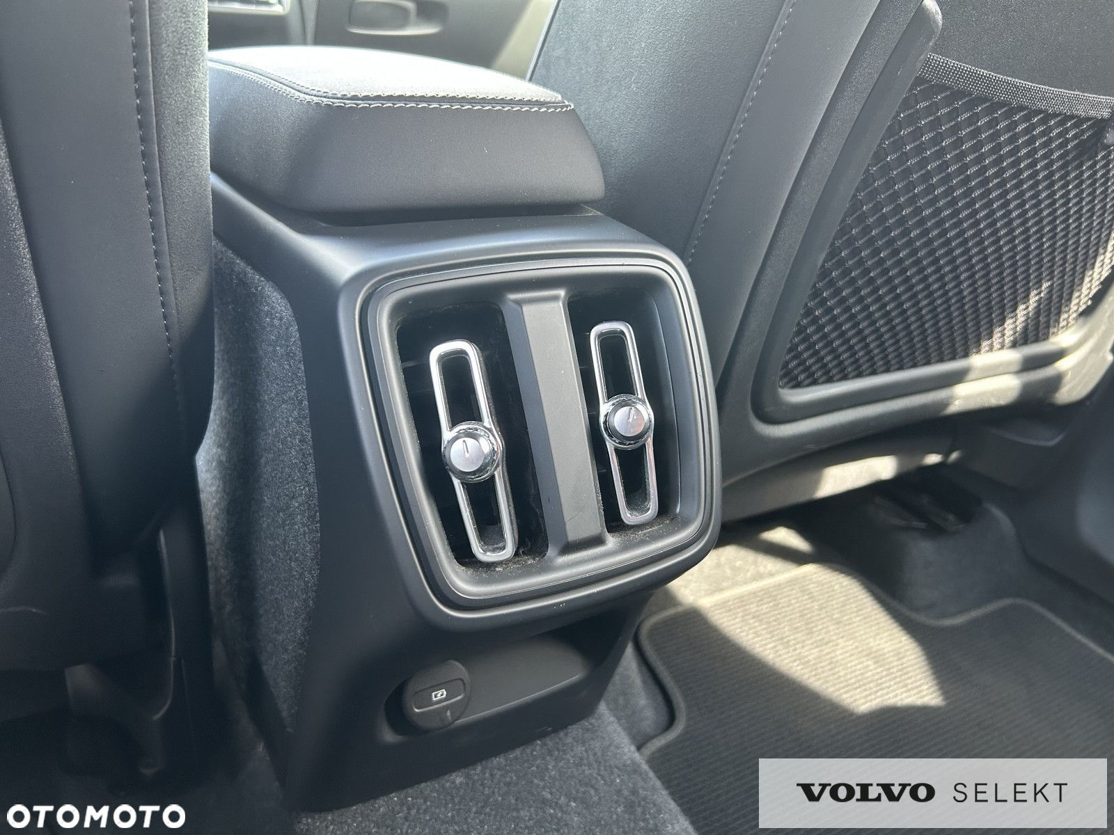 Volvo XC 40 - 31