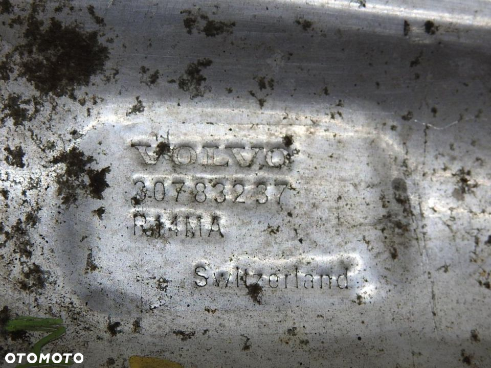 OSŁONA PÓŁOSI PRAWA FORD MONDEO MK4 2.5 T 30783237 - 9