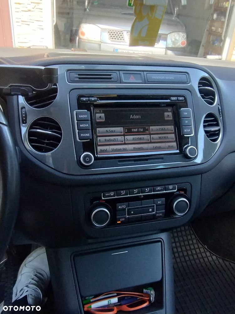 Volkswagen Tiguan - 4