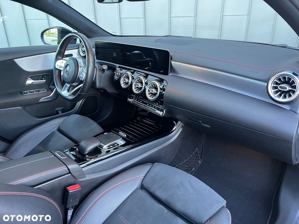 Mercedes-Benz Klasa A 220 d 8G-DCT AMG Line Advanced - 16