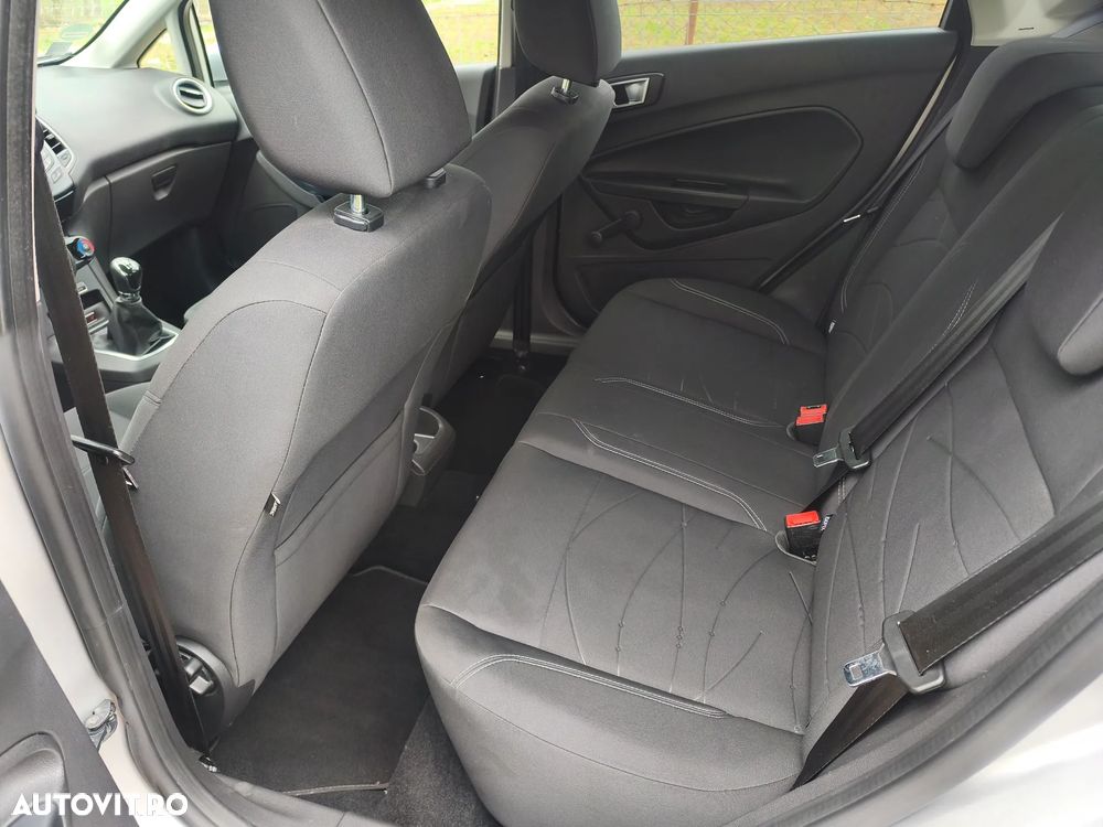 Ford Fiesta - 11