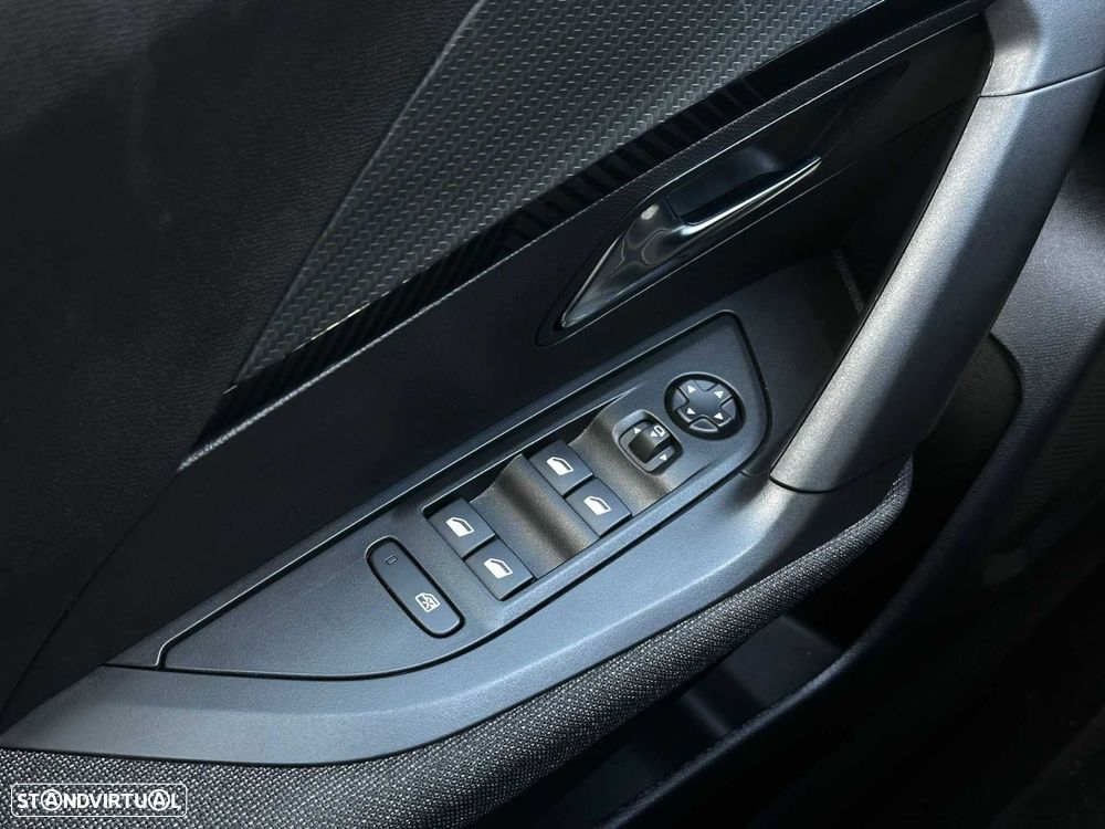 Peugeot 2008 1.2 PureTech Style - 14