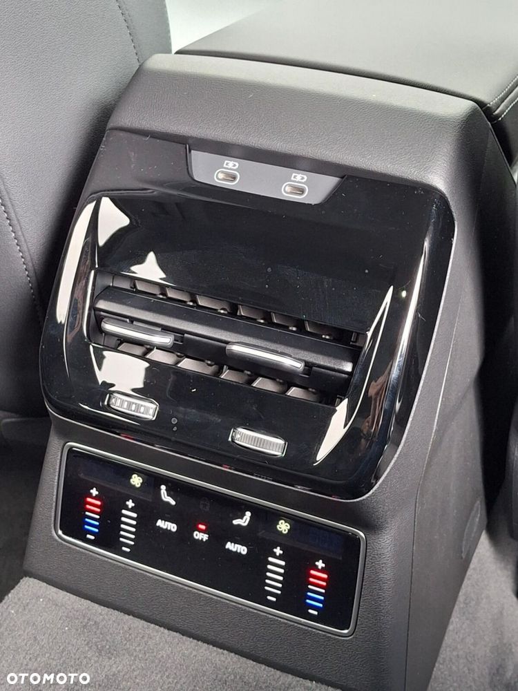 Audi A6 Avant - 24