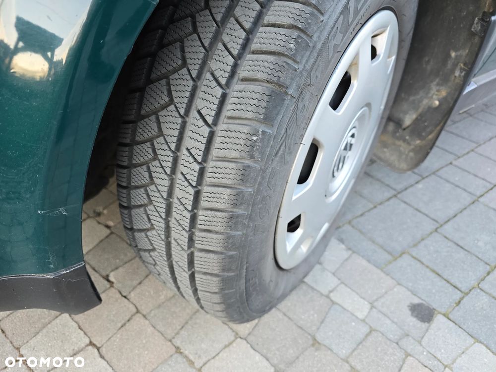 Volkswagen Passat 1.9 TDI Trendline - 18