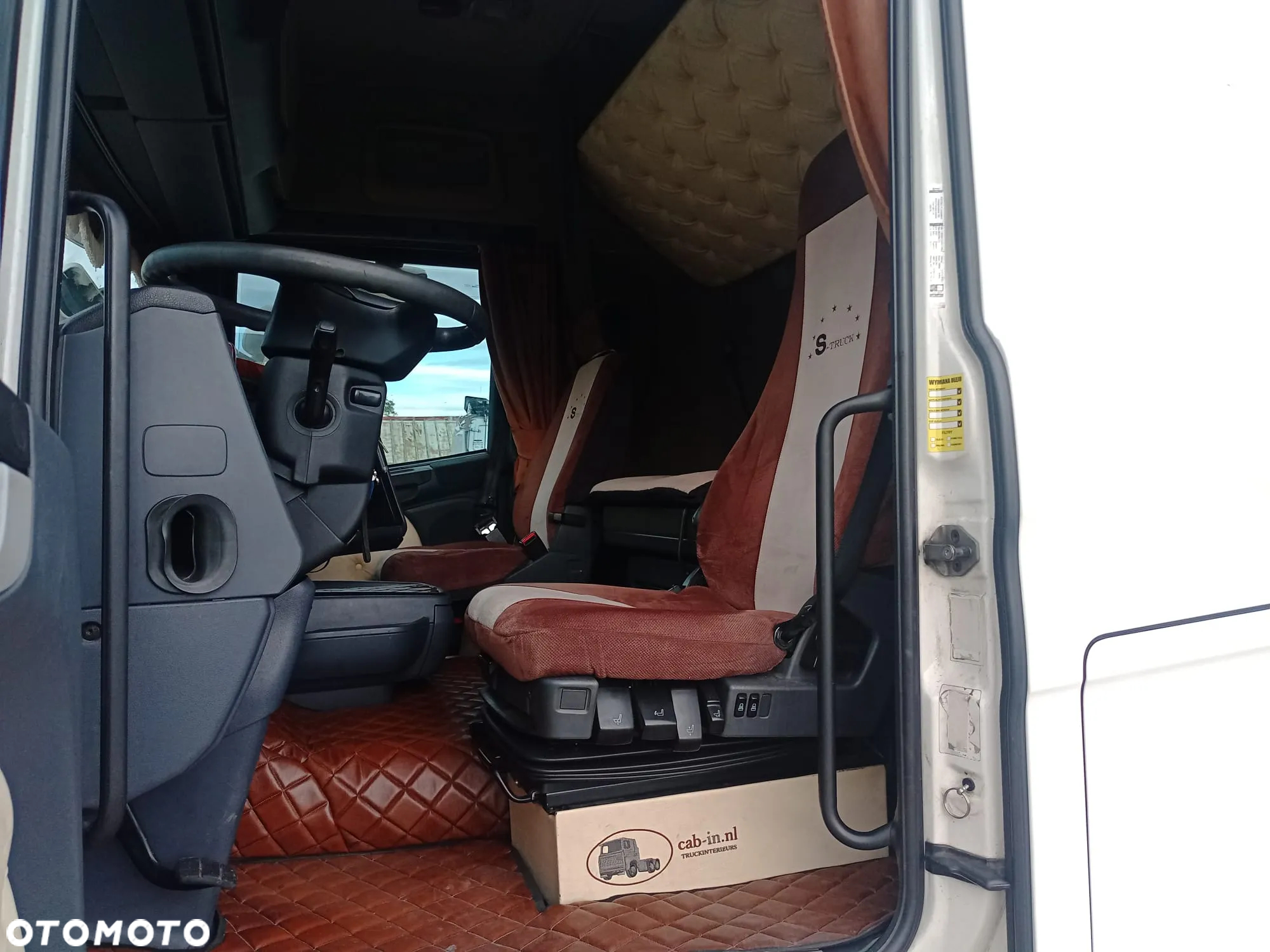 Scania 480 - 12