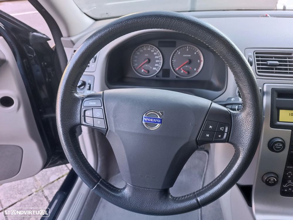 Volvo S40 1.6 D Nível 2 - 16