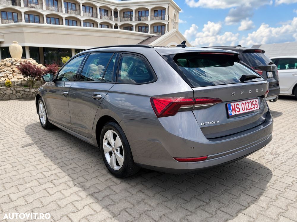 Skoda Octavia 2.0 TDI DSG Style - 7