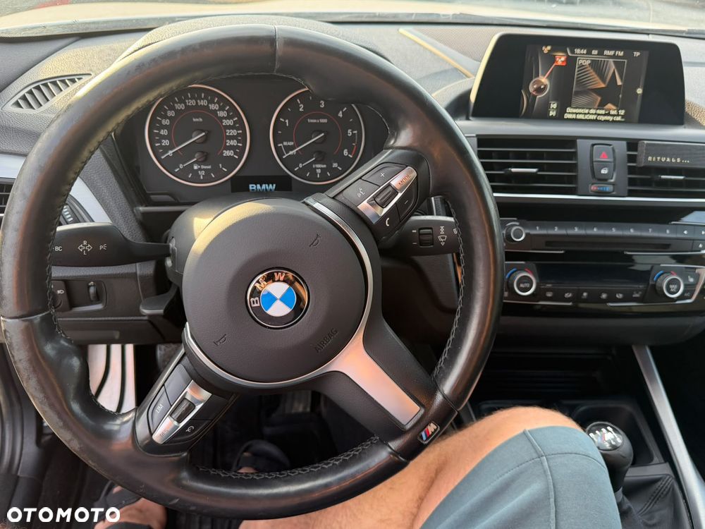 BMW Seria 1 116d - 30