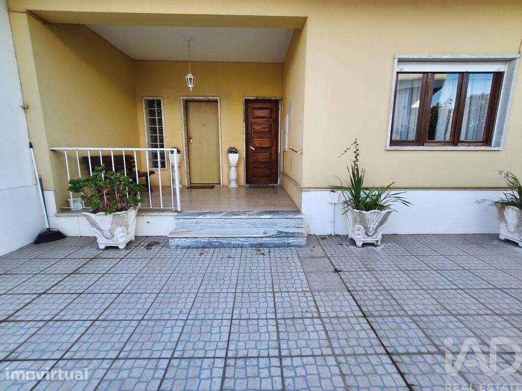 Apartamento T2 em Moita de 78 m2 - Grande imagem: 2/40