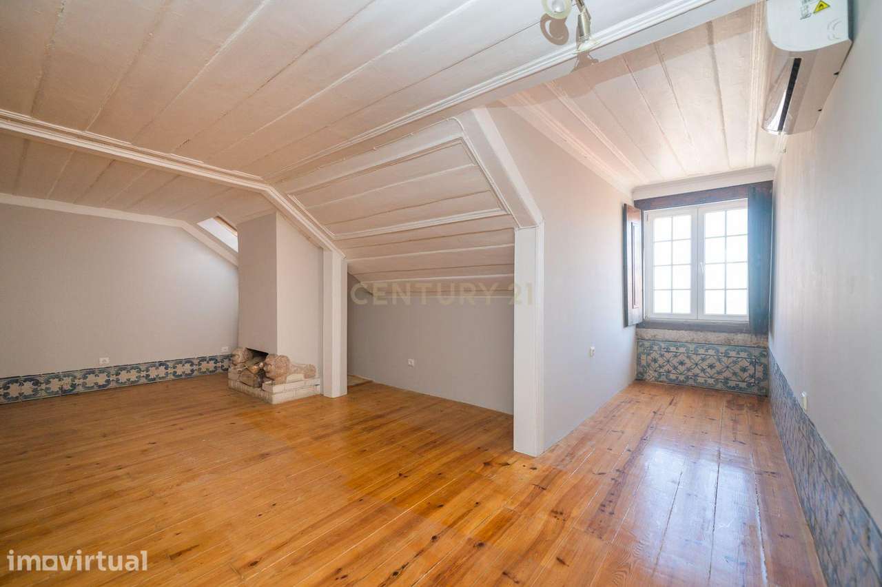 Excelente Apartamento T2 | Janelas Verdes - Grande imagem: 4/39