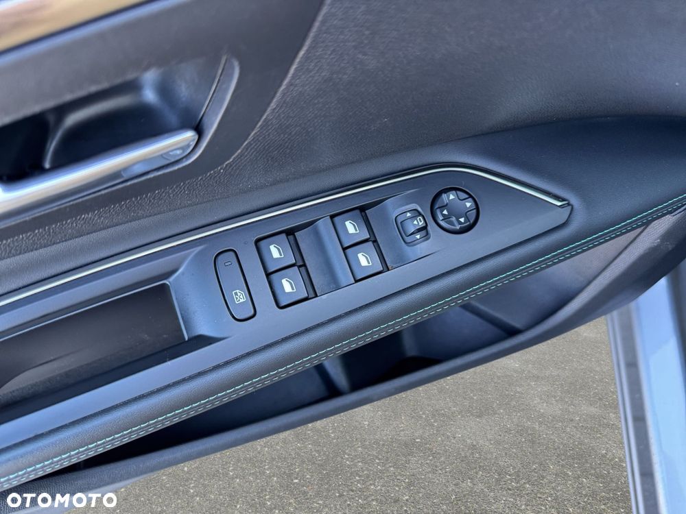 Peugeot 5008 - 32