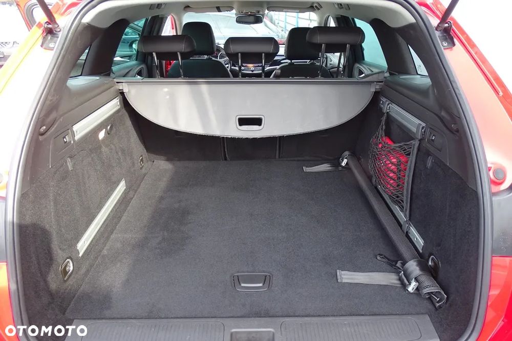 Opel Astra 1.4 Turbo Sports Tourer Innovation - 18