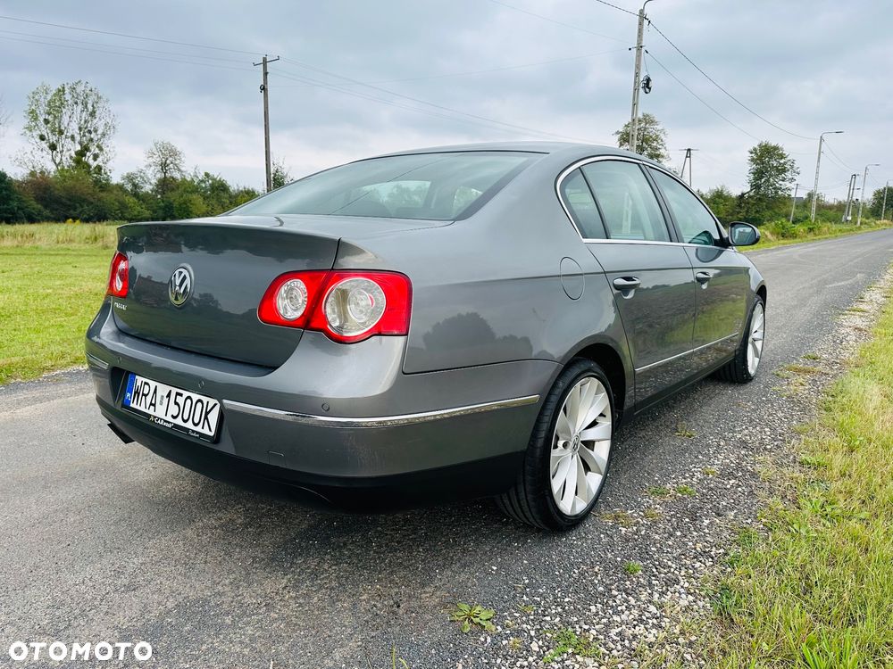 Volkswagen Passat 2.0 FSI Comfortline - 7
