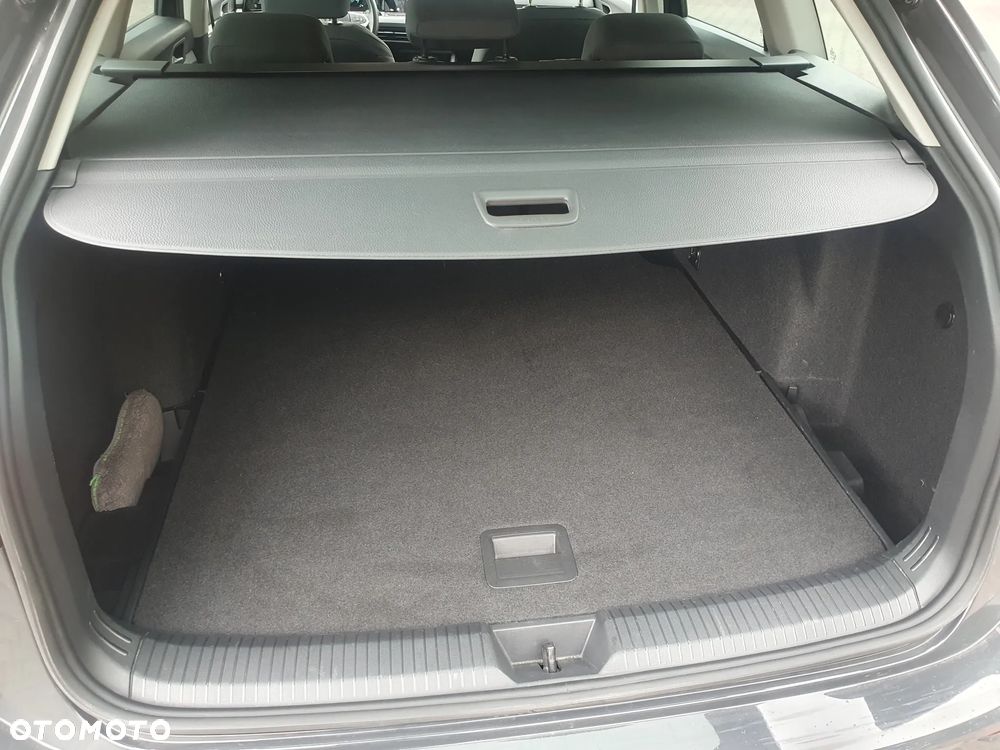 Volkswagen Golf 2.0 TDI Style - 11