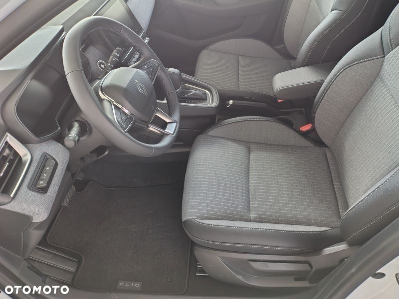 Renault Clio - 6