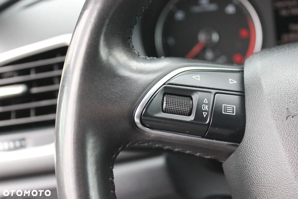 Audi Q3 2.0 TDI Edycja Specjalna - 36