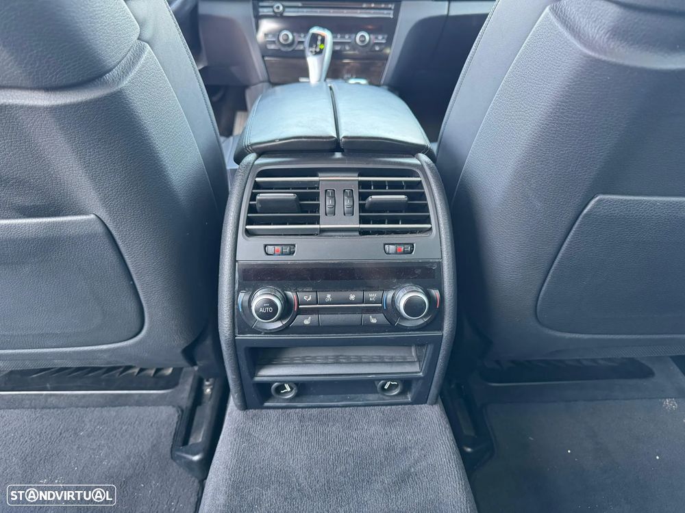 BMW 740 d - 18