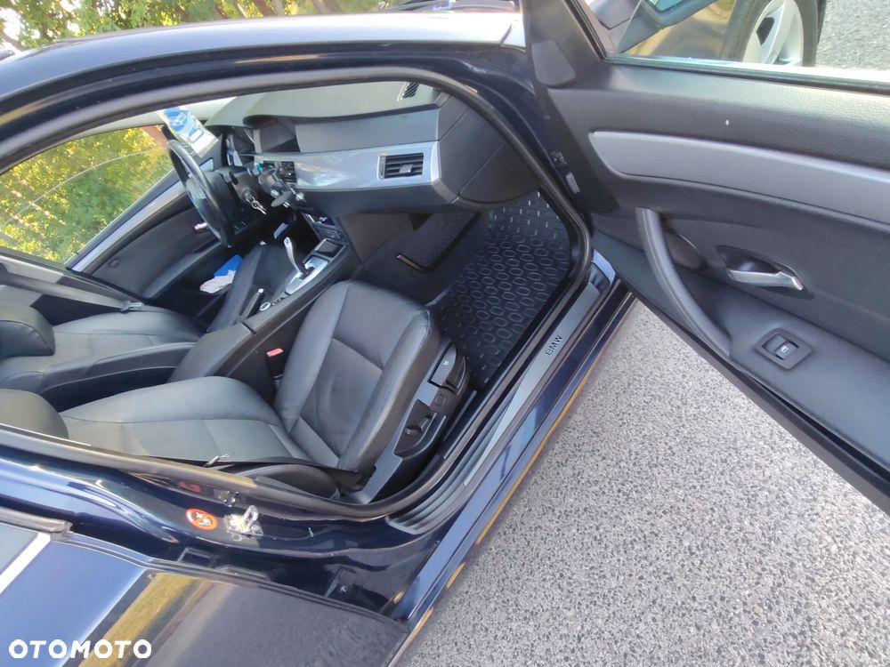 BMW Seria 5 - 16