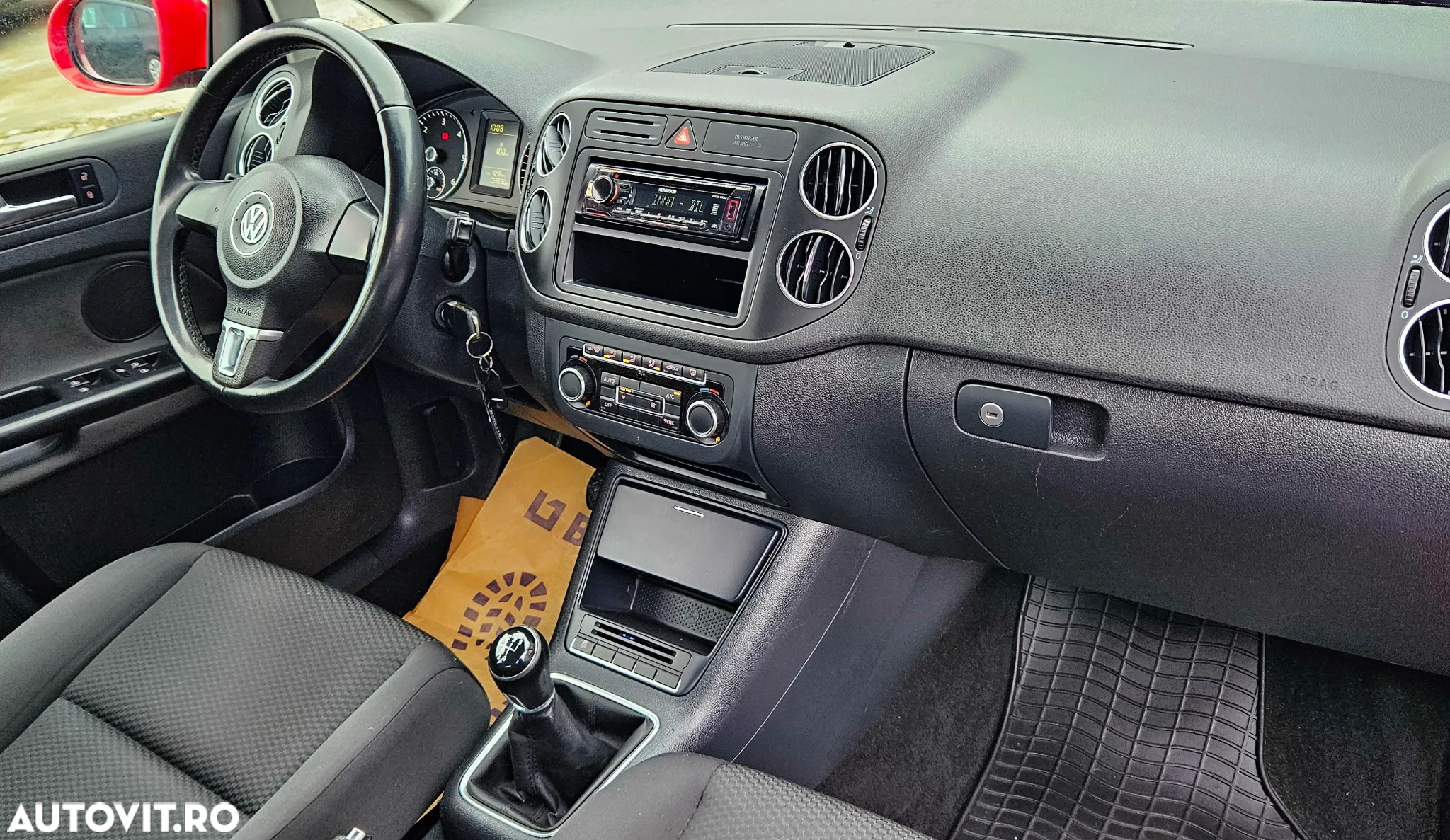 Volkswagen Golf Plus - 14