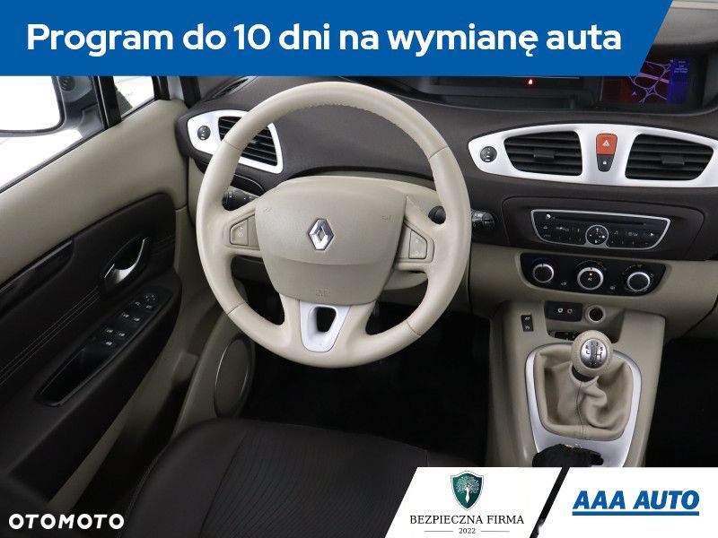 Renault Scenic - 9