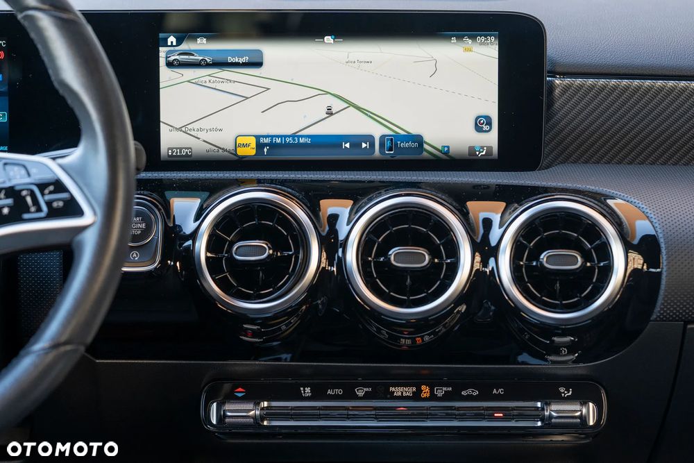 Mercedes-Benz Klasa A 220 4-Matic 7G-DCT - 12