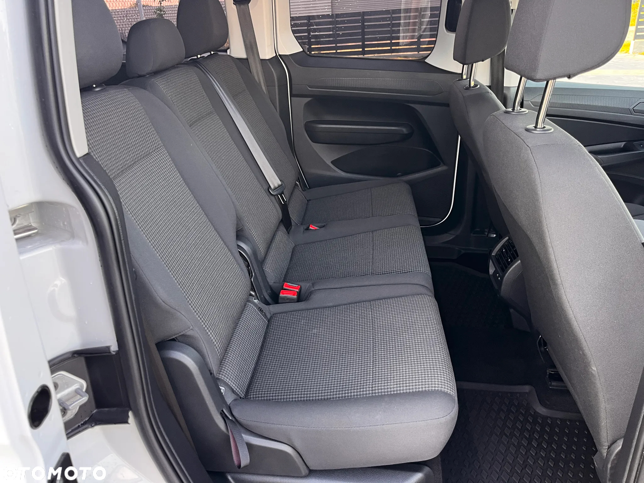 Volkswagen Caddy 2.0 TDI - 12